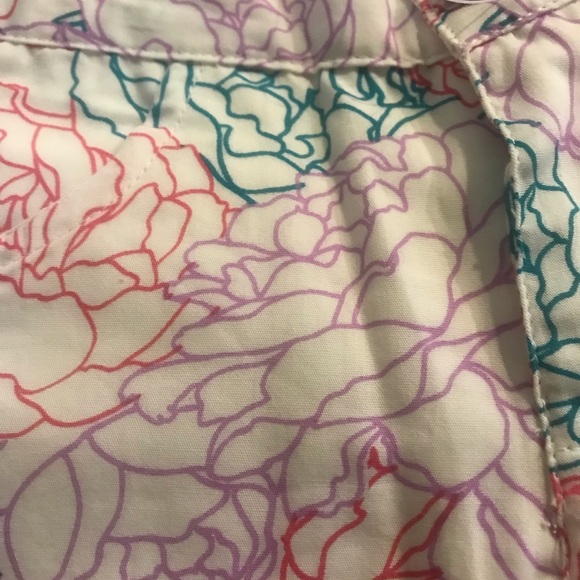 2T Ruffle Butts shorts - Picture 3 of 4